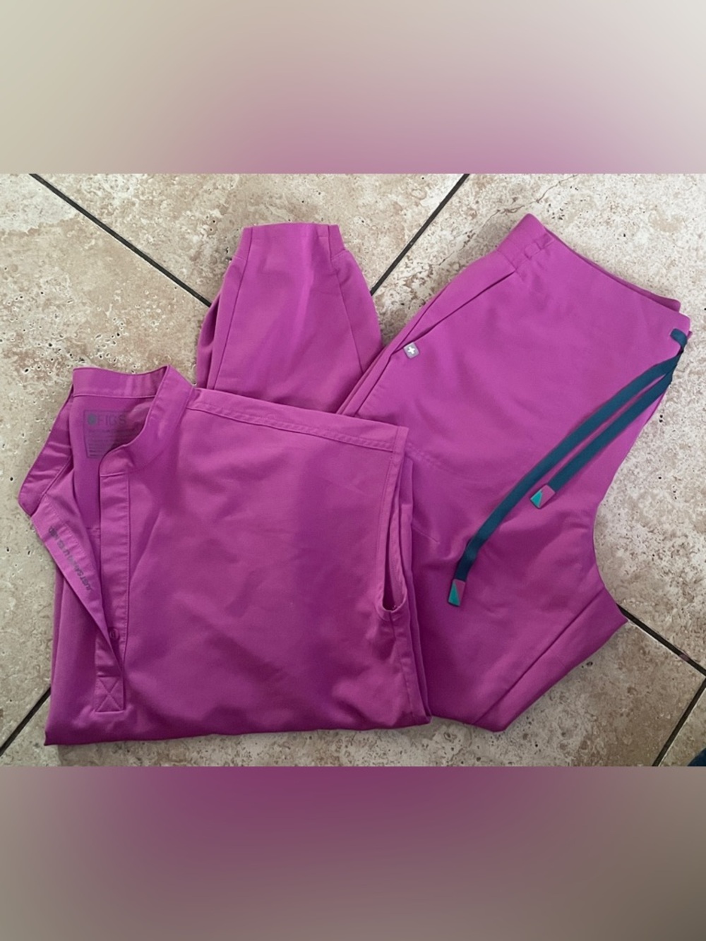 Figs Woman’s Magenta Limited Edition Jogger and Top Set with Teal Drawstrings